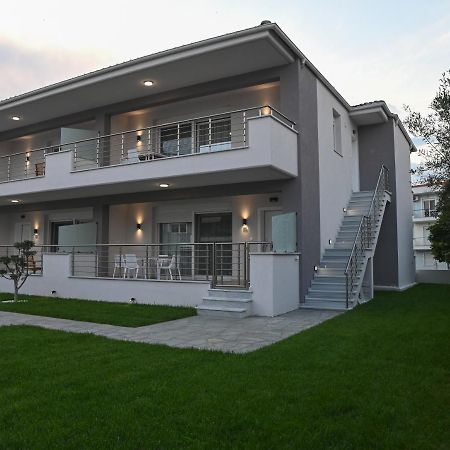 Faidra Apartments Néa Péramos エクステリア 写真