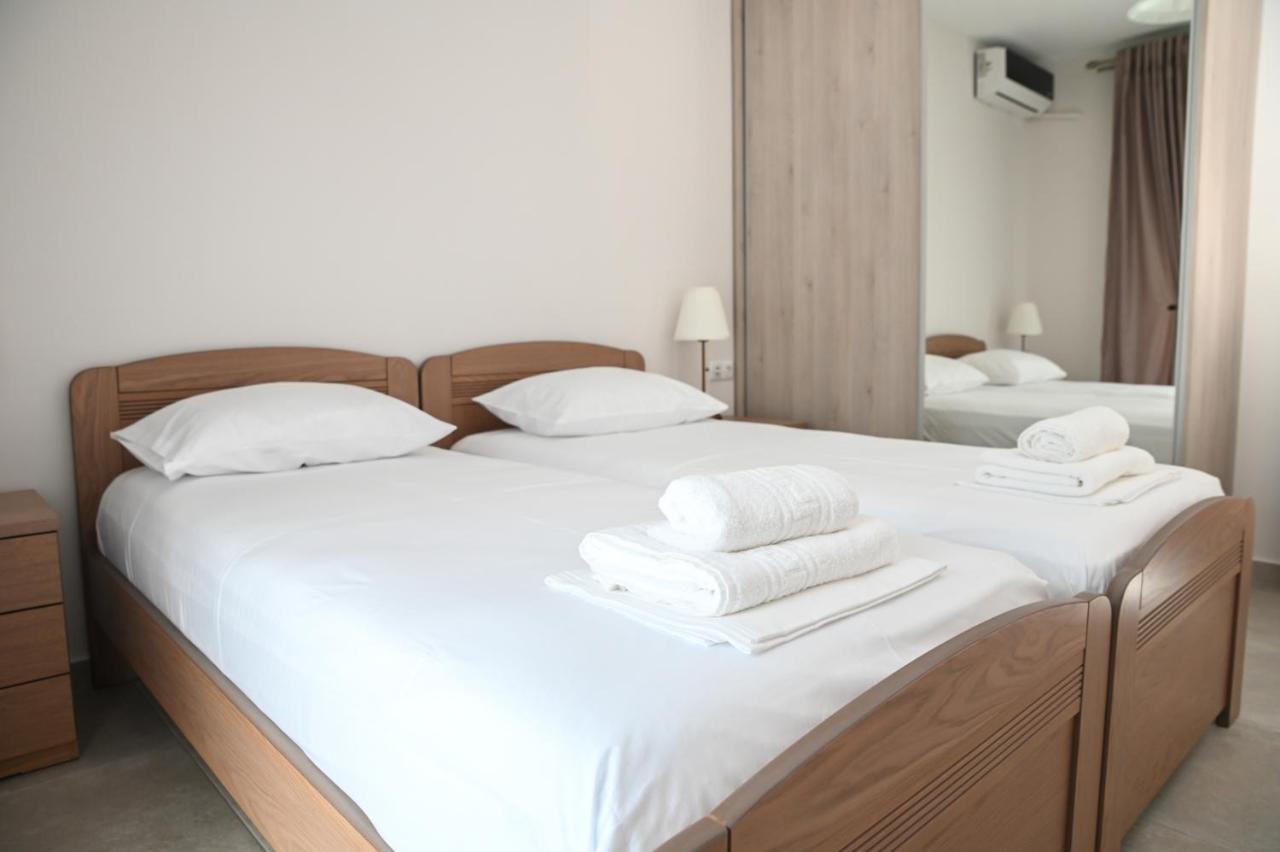 Faidra Apartments Néa Péramos エクステリア 写真