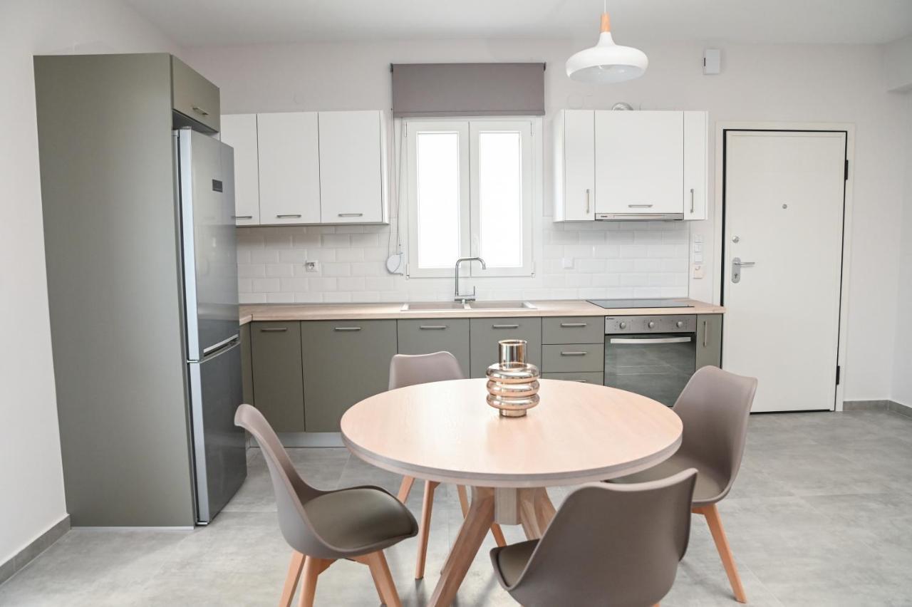 Faidra Apartments Néa Péramos エクステリア 写真
