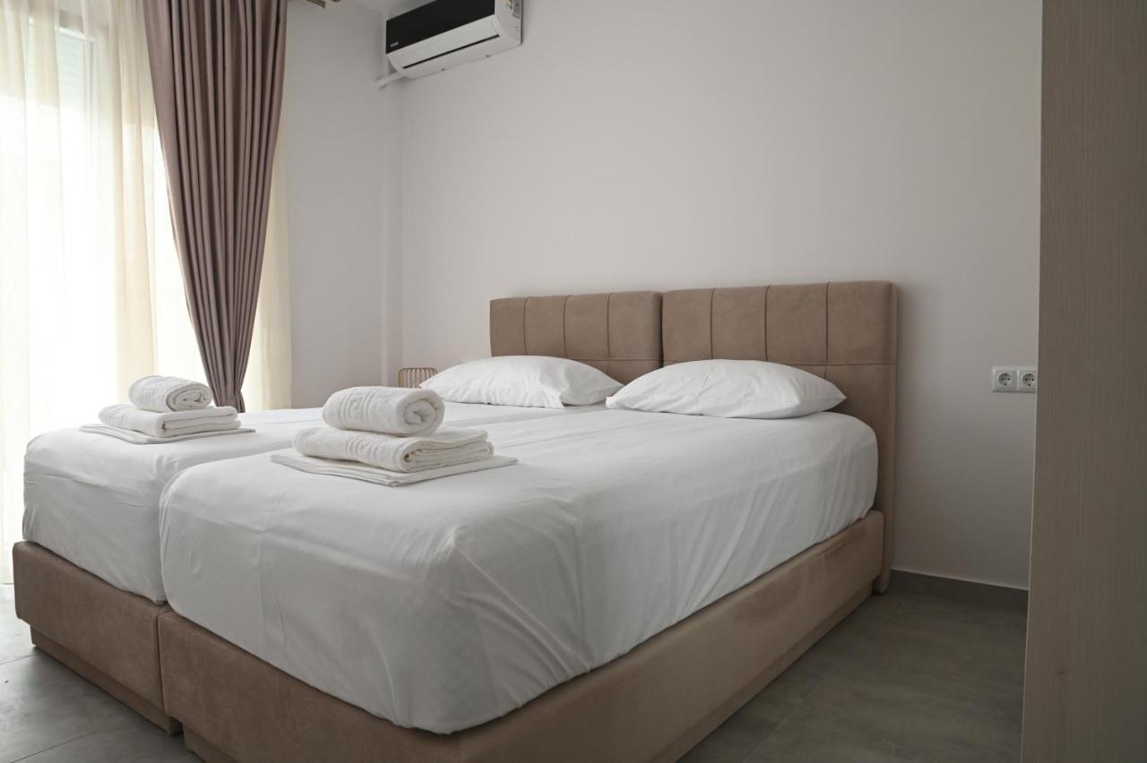 Faidra Apartments Néa Péramos エクステリア 写真