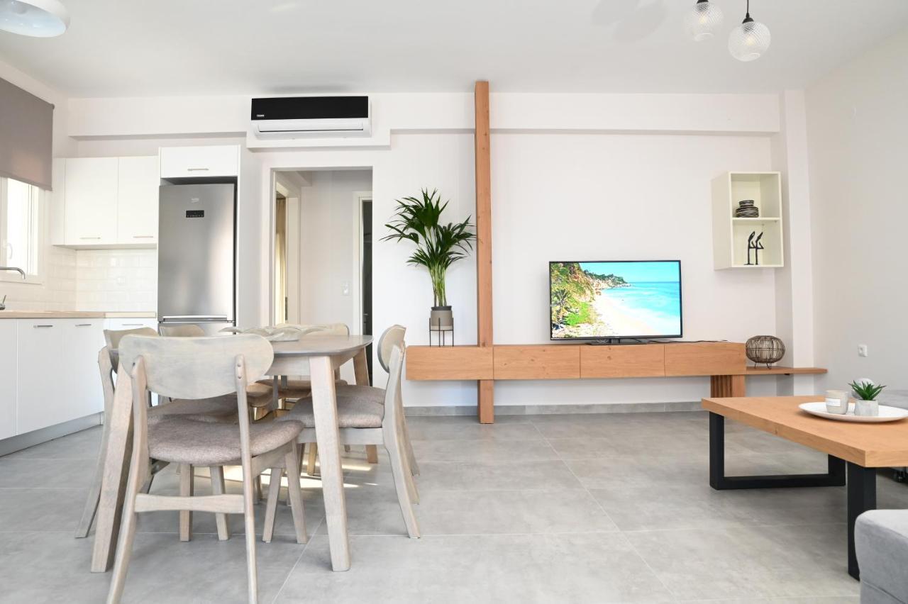 Faidra Apartments Néa Péramos エクステリア 写真