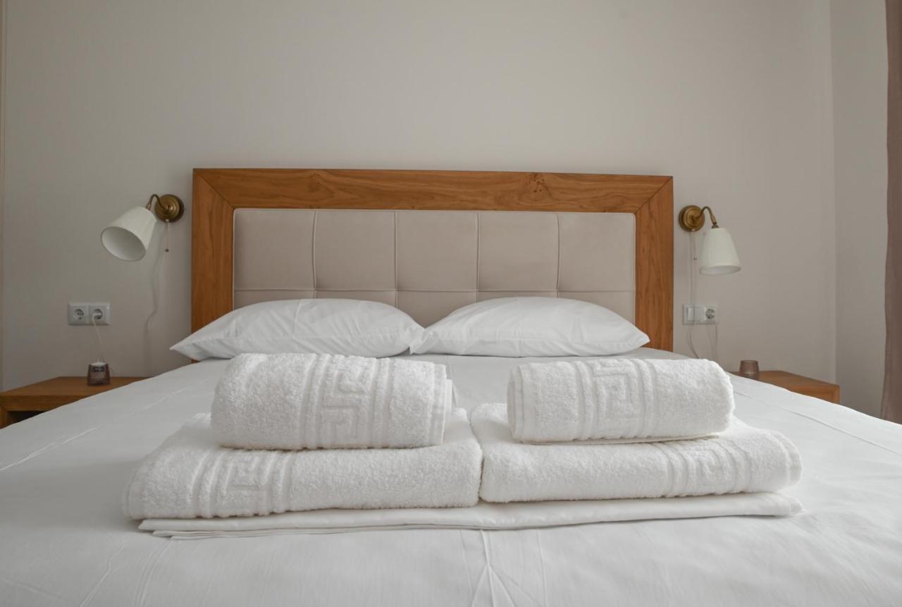 Faidra Apartments Néa Péramos エクステリア 写真