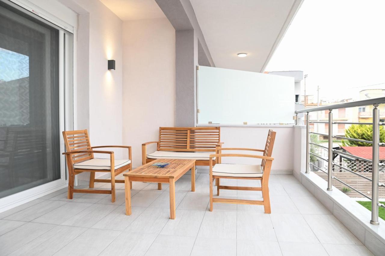 Faidra Apartments Néa Péramos エクステリア 写真