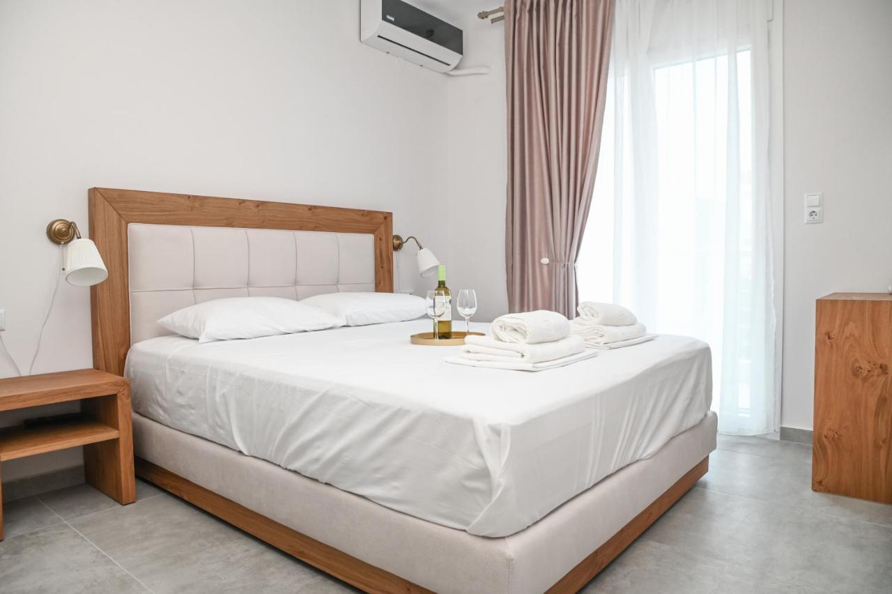 Faidra Apartments Néa Péramos エクステリア 写真