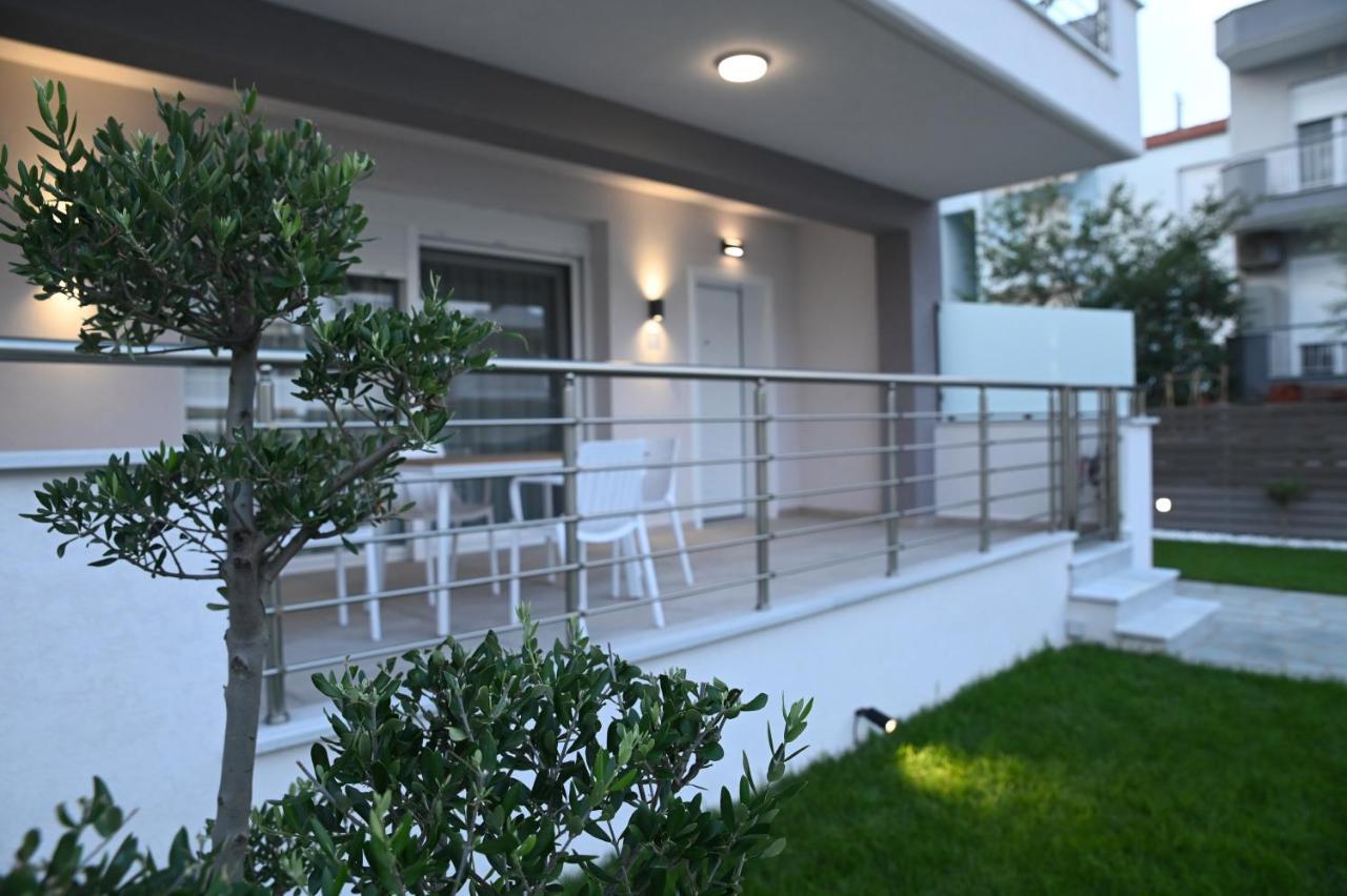 Faidra Apartments Néa Péramos エクステリア 写真